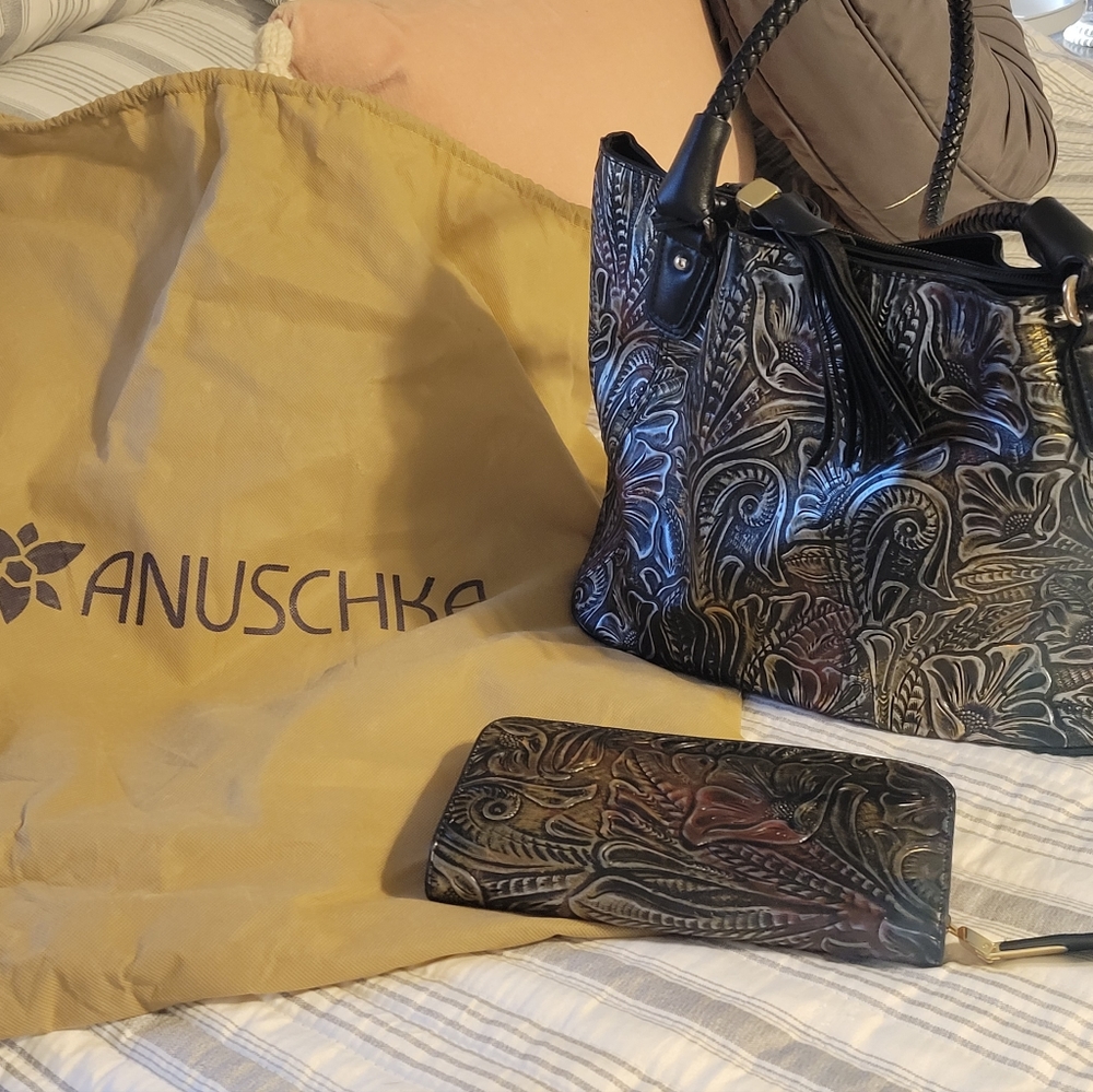 Purse and Wallet